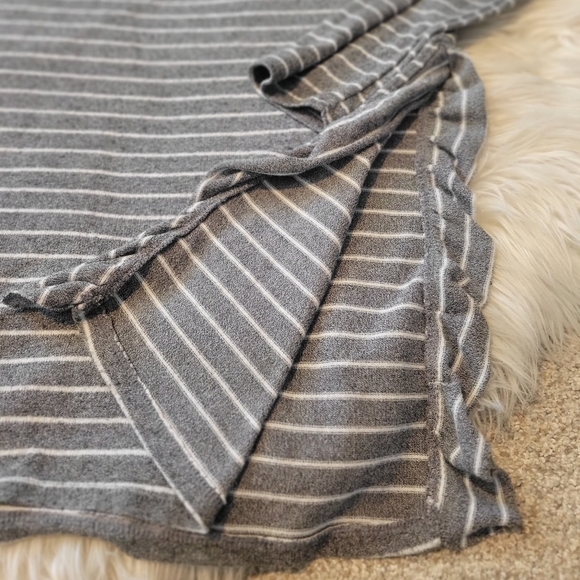 Aerie "Just Add Leggings" Knit Tunic Top with Side Ruffle sz S - Picture 5 of 7